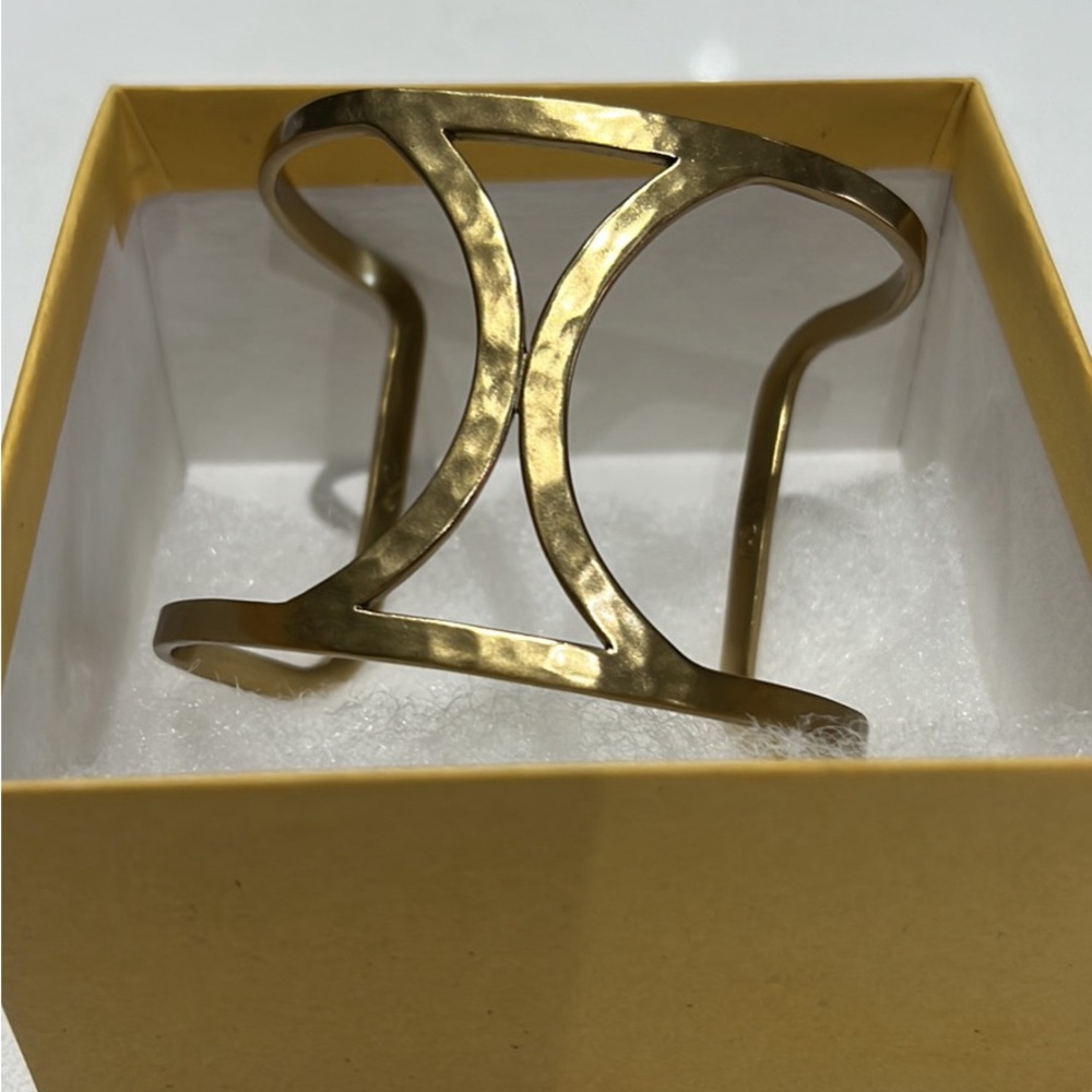 Silpada Looped In Cuff Bracelet
